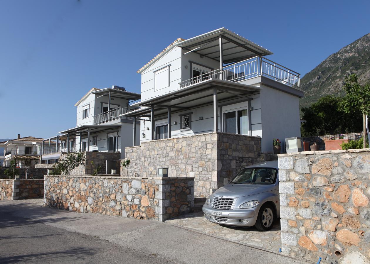 Mountain & Sea Apartment Kalamata Luaran gambar